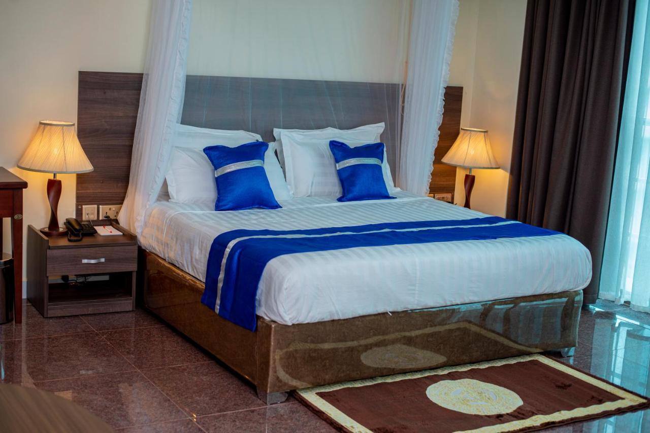Koki Hotel Kampala Exterior photo