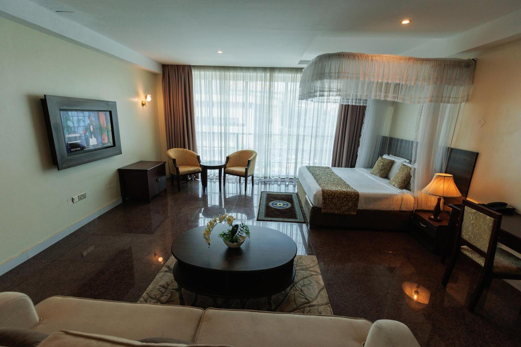 Koki Hotel Kampala Exterior photo