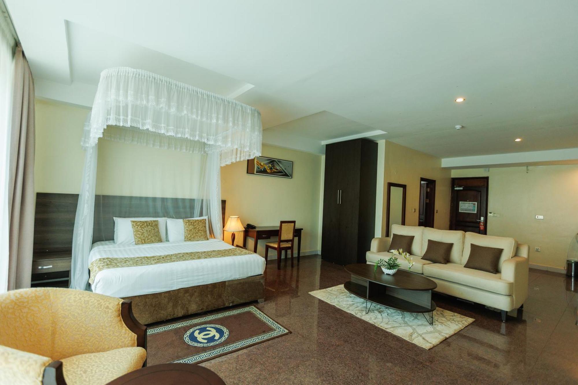 Koki Hotel Kampala Exterior photo
